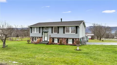 230 Republic St, Uniontown, PA 15401