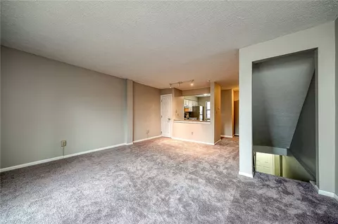 110 Mosside Loop, Seven Fields, PA 16046 photo 3
