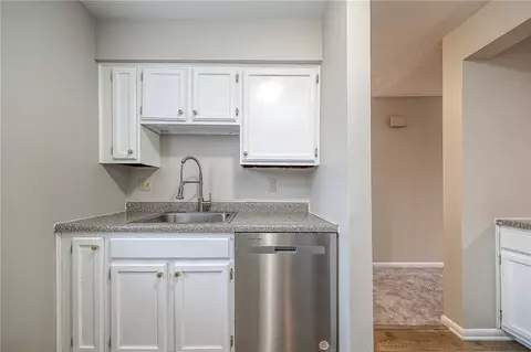 110 Mosside Loop, Seven Fields, PA 16046 photo 7