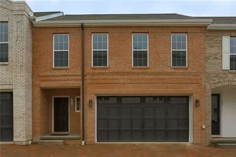 229 Limehouse Rd, Cranberry Township, PA 16066