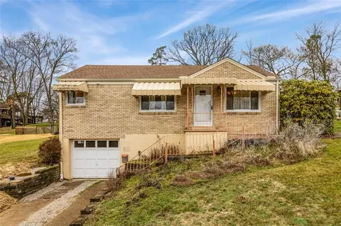240 Coral Dr, Pittsburgh, PA 15241