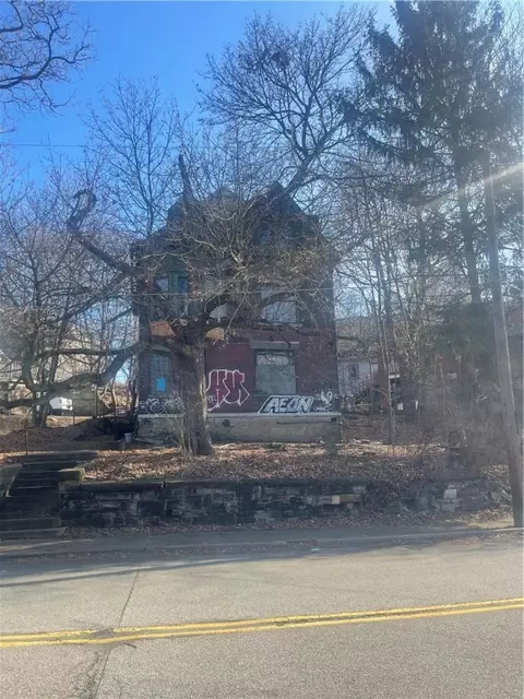 2236 Perrysville Ave, Pittsburgh, PA 15214