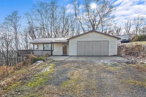 307 Harbinson Rd, Beaver Falls, PA 15010