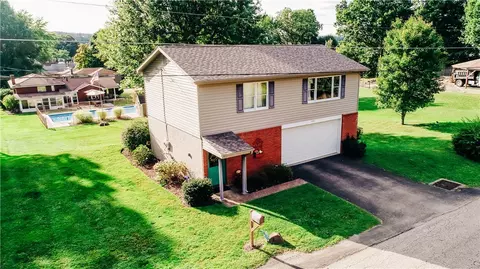 1224 Walnut St, Connellsville, PA 15425