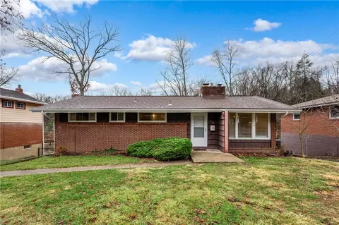 127 Gilmore Dr, Pittsburgh, PA 15235