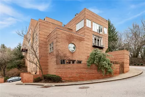 201 N Woodland Rd, Pittsburgh, PA 15232