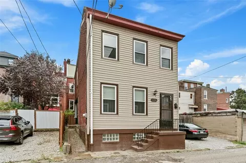5258 Dresden Way, Pittsburgh, PA 15201