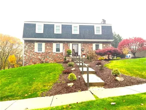 2364 Meadow Rd, New Kensington, PA 15068