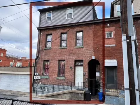 2105 Wrights Way, Pittsburgh, PA 15203