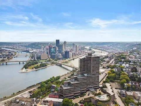 1 Trimont Ln #440C, Pittsburgh, PA 15211