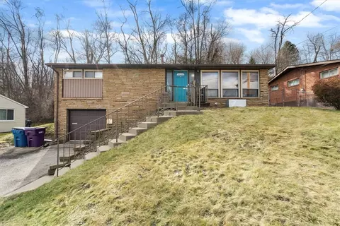 143 Mardi Gras Dr, Pittsburgh, PA 15239