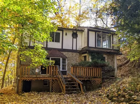35 Washington St, Pittsburgh, PA 15223