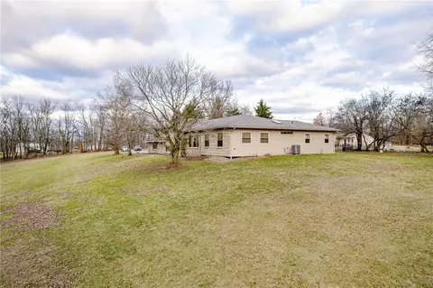 618 Kathy Ln, Export, PA 15632 photo 30