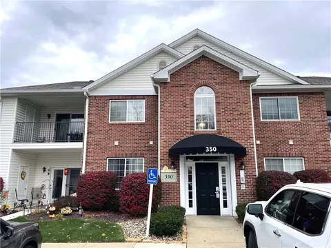 350 Hidden Ridge Ct # 304, South Park Township, PA 15129