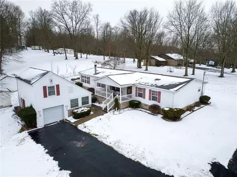 2010 Bushy Run Rd, Jeannette, PA 15644