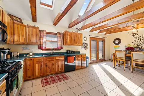 Kitchen - 660 Old Post Rd, Prosperity, PA 15329 photo 1 of 6