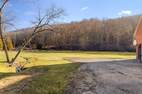 Exterior - 660 Old Post Rd, Prosperity, PA 15329 photo 9 of 10