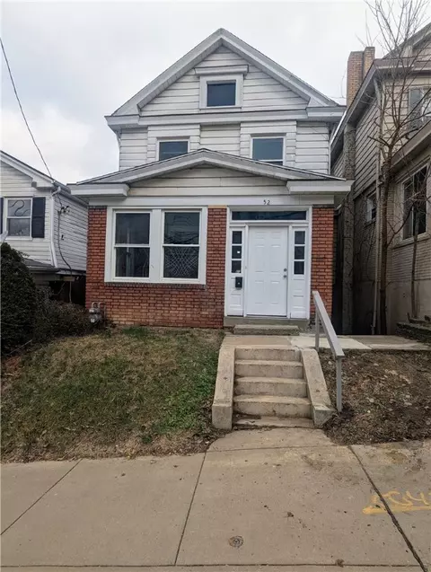 52 Merritt Ave, Pittsburgh, PA 15227