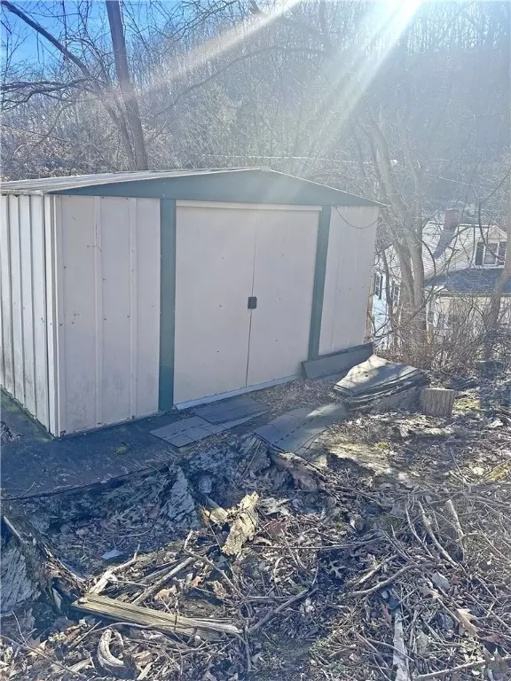 314 Duke St, Mckees Rocks, PA 15136 12 Photos Movoto