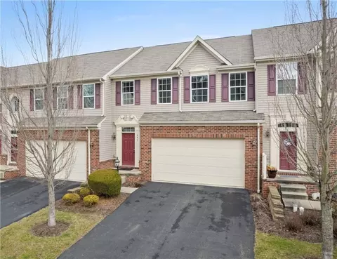 247 Broadstone Dr, Mars, PA 16046
