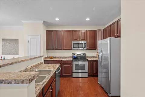 Kitchen - 247 Broadstone Dr, Mars, PA 16046 photo 3 of 3