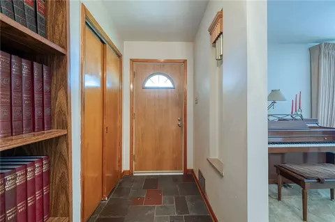 Entry Way - 507 Wendell Rd, Irwin, PA 15642 photo 1 of 2