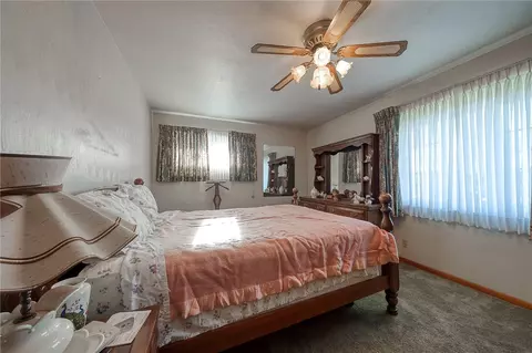 Bedroom - 507 Wendell Rd, Irwin, PA 15642 photo 3 of 5