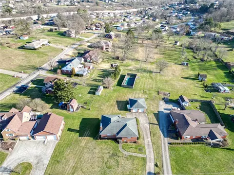 View/Area - 507 Wendell Rd, Irwin, PA 15642 photo 2 of 6