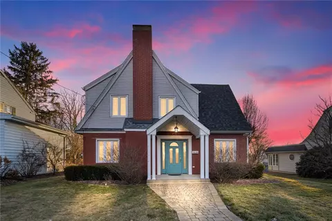 206 Darlington Rd, Beaver Falls, PA 15010