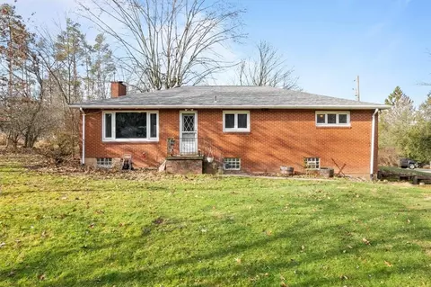 110 Meta Dr, Sewickley, PA 15143