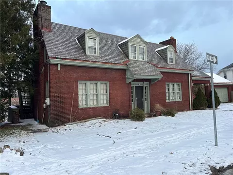 55 Charles St, Uniontown, PA 15401