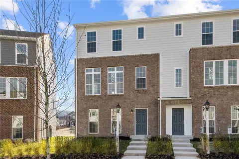 3133 Masons Way, Bridgeville, PA 15017