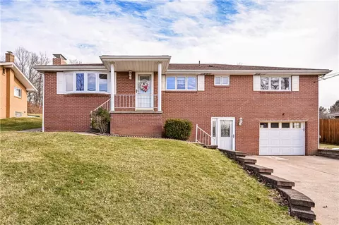 1821 Craig Dr, Irwin, PA 15642