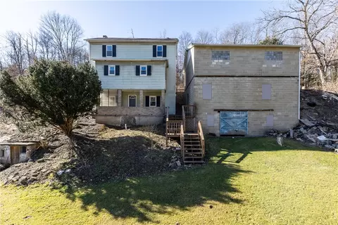 116 Florence Ave, Burgettstown, PA 15021