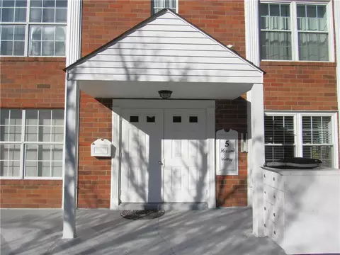 5 Hiland Valley Dr #501, Pittsburgh, PA 15229