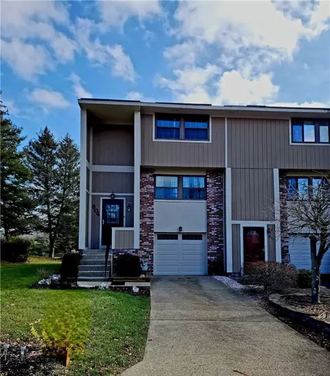 804 Wheatland Cir, Bridgeville, PA 15017
