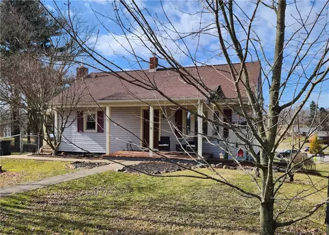 104 Janet St, Beaver Falls, PA 15010