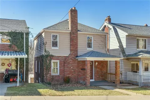 956 Norwich, Pittsburgh, PA 15226