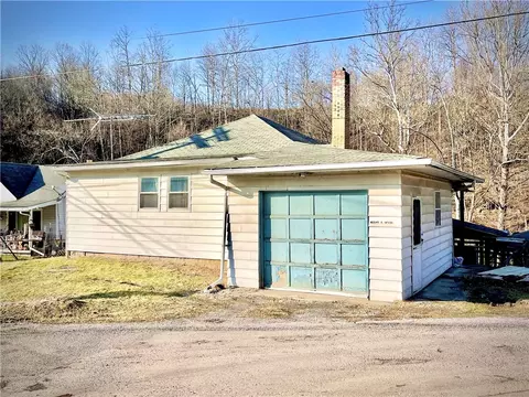 103 Hawk Hollow Rd, Kittanning, PA 16201