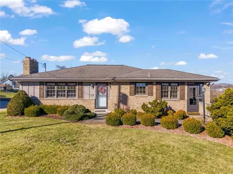 109 Greenridge Dr, Monongahela, PA 15063