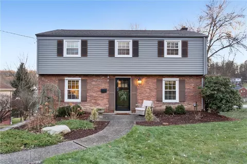 3548 Myrna Dr, Bethel Park, PA 15102