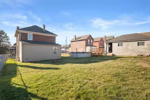 Exterior - 1319 Wolfe Ave, Braddock, PA 15104 photo 5 of 11