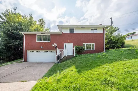 300 Marshall Dr, Mckeesport, PA 15132