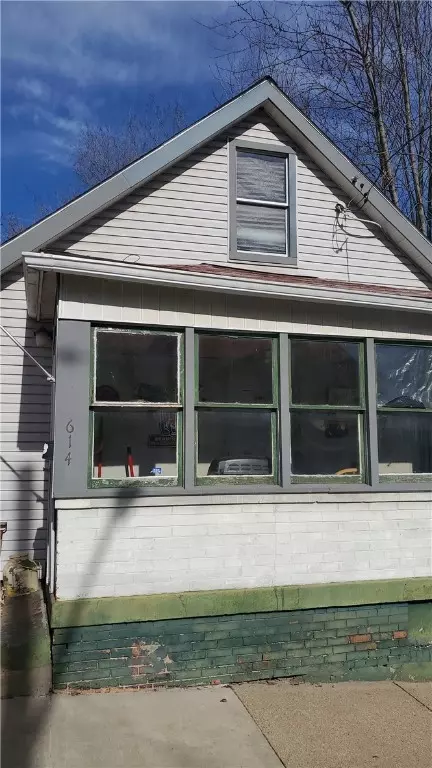 614 20th St, Beaver Falls, PA 15010