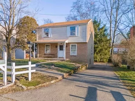 1525 Theresa Ave, South Park Township, PA 15129