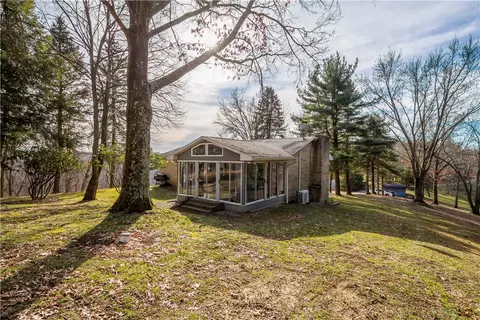 Exterior - 157 Roupe Rd, Eighty Four, PA 15330 photo 3 of 8