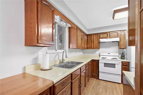 Kitchen - 157 Roupe Rd, Eighty Four, PA 15330 photo 4 of 5