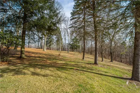 Exterior - 157 Roupe Rd, Eighty Four, PA 15330 photo 7 of 8