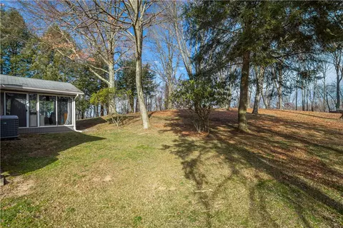 Exterior - 157 Roupe Rd, Eighty Four, PA 15330 photo 5 of 8