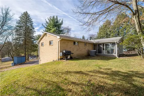 Exterior - 157 Roupe Rd, Eighty Four, PA 15330 photo 4 of 8